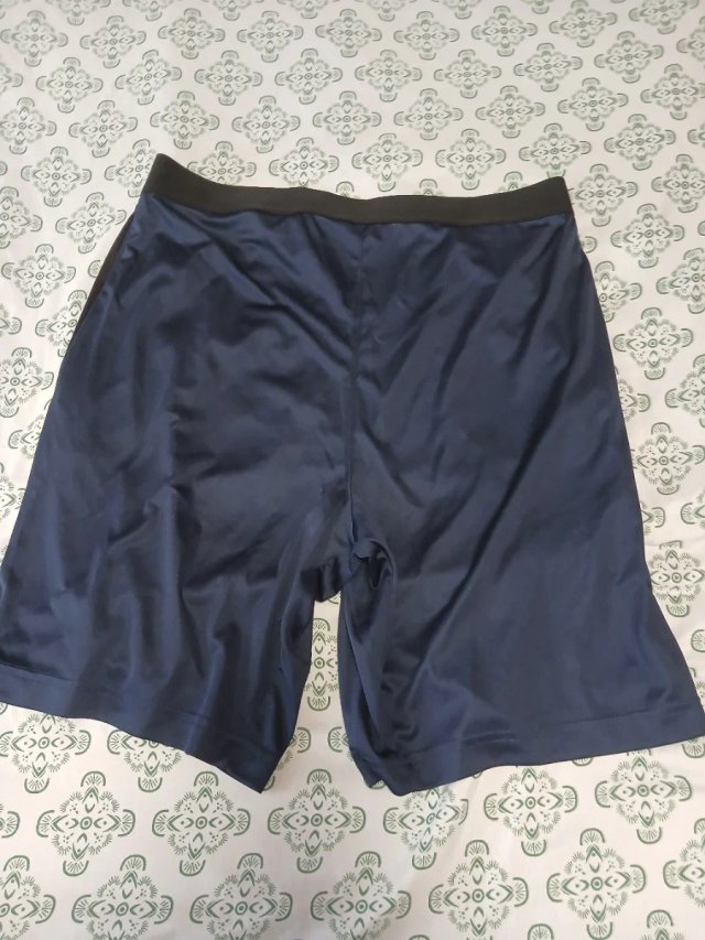 Pantalones cortos deportivos Reebok azules