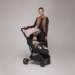 Silla de paseo con colchoneta y cubrepies