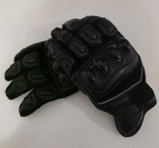 Guantes Moto Verano marca LEM Negros.