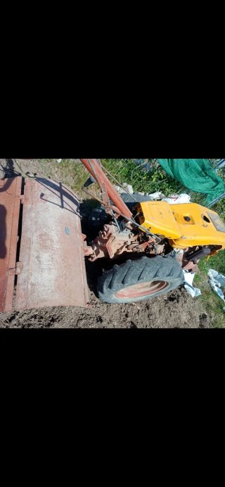 Tractor Pascuali 956 21cv con batería