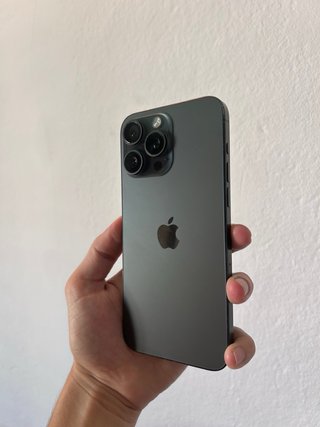 iPhone 15 Pro Max 256GB Gris Titanio | 86% Batería