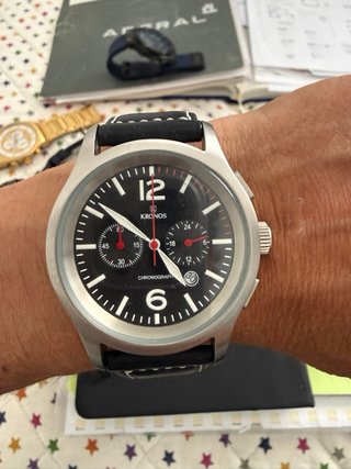 Reloj Kronos Cuarzo Correa Piel Negro
