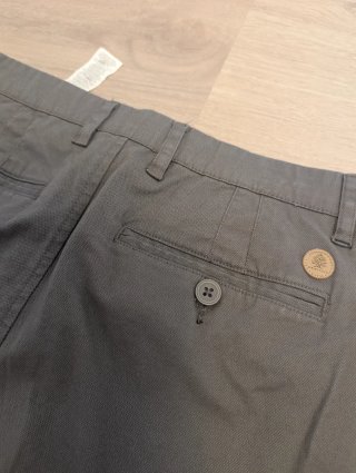 Pantalón elegante gris marengo