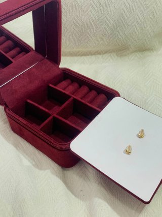 Pendientes Corazón Oro 14K y Joyero Miss London