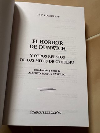 El horror de Dunwich Y otros relatos de los mit...