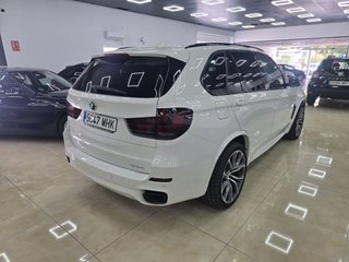 BMW X5 M50d