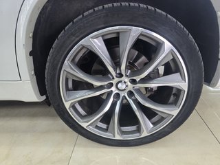 BMW X5 M50d