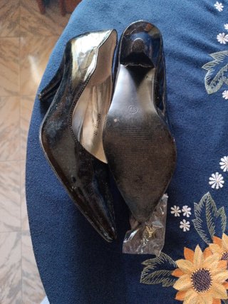 Zapatos de tacón negro Amor Sparrow