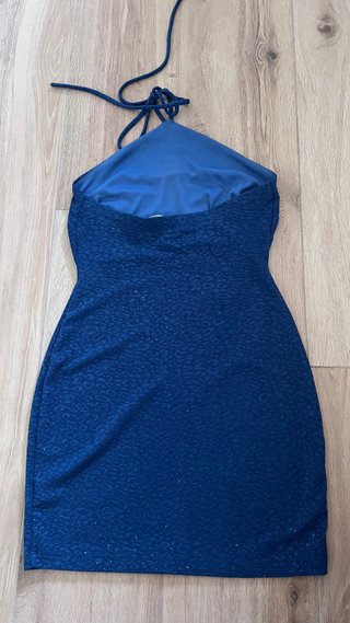 Vestido de fiesta azul brillante