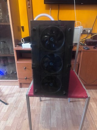 PC Gaming con ventana lateral