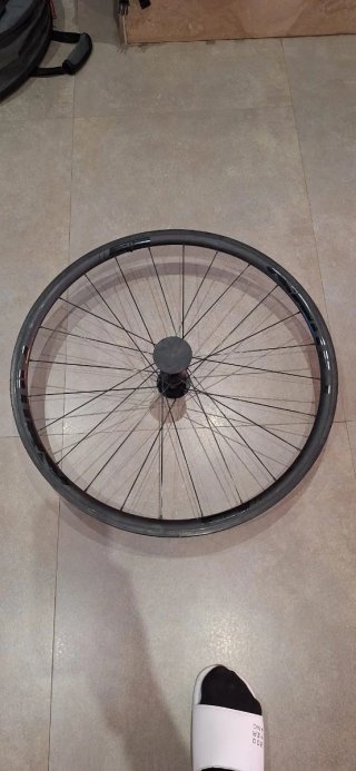 Ruedas carbono FFWD F3