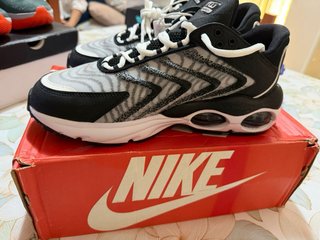 Nike Air Max TW Scarpe Uomo Nero Grigio