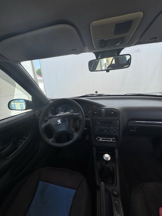Peugeot 406 2001