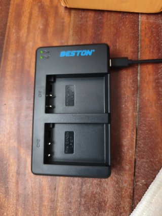 Kit Caricatore Batterie Beston Canon EOS Rebel