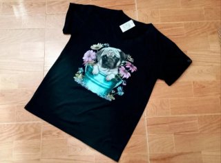 Camiseta Negra con dibujo de Pug Carlino (NUEVA!)