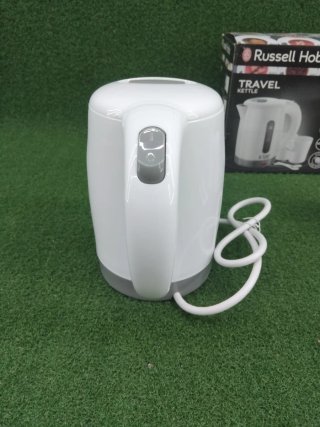 Hervidor de viaje Russell Hobbs + 2 tazas