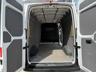Volkswagen Crafter 2024