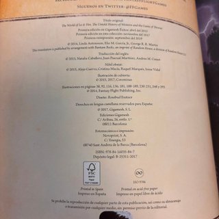 Libro El Mundo de Hielo y Fuego Gigamesh