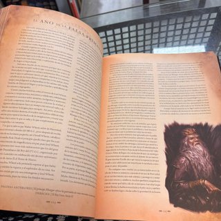 Libro El Mundo de Hielo y Fuego Gigamesh