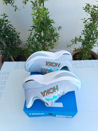 Scarpe donna Hoka Skyward X nuove n.39