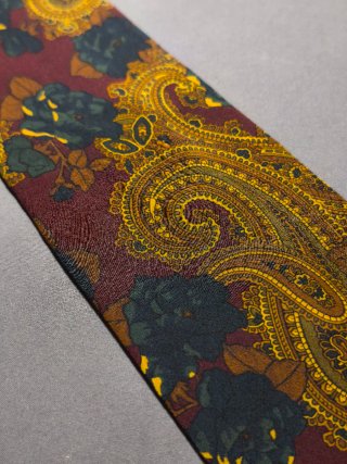 Cravatta fantasia floreale paisley vintage in seta