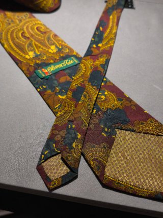 Cravatta fantasia floreale paisley vintage in seta