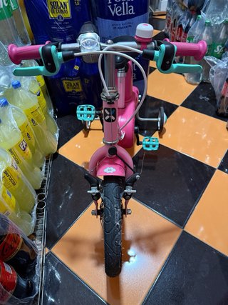 Bicicleta niña rosa casi nueva