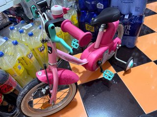 Bicicleta niña rosa casi nueva