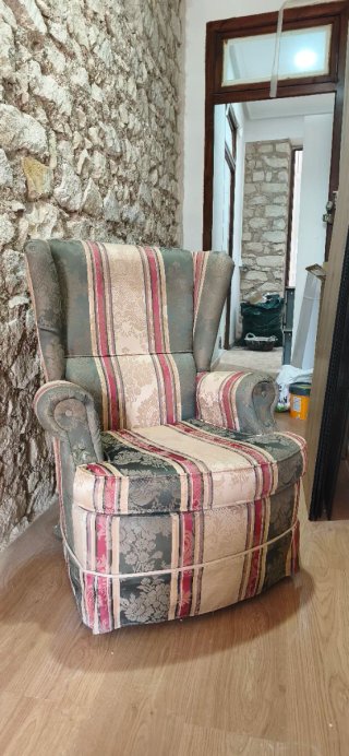Sillón orejero vintage tela