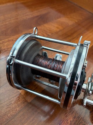 Canne e mulinelli per pesca a spinning