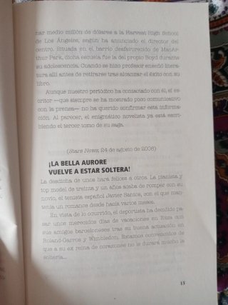"LA MUJER DE PAPEL"4€+regalito