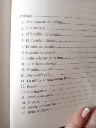 "LA MUJER DE PAPEL"4€+regalito