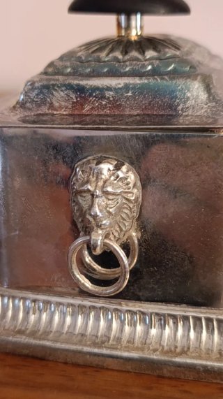 Vecchio contenitore Royal Old Britain Sheffield