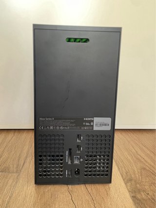 Xbox Series X + 2 Juegos + Mando