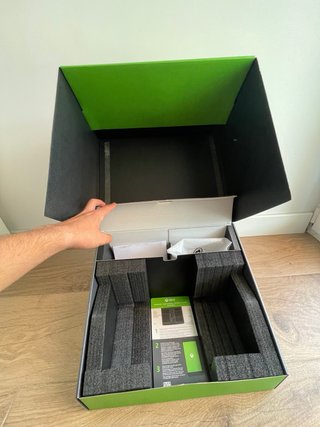 Xbox Series X + 2 Juegos + Mando