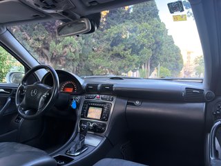 Mercedes-Benz Clase C 2005