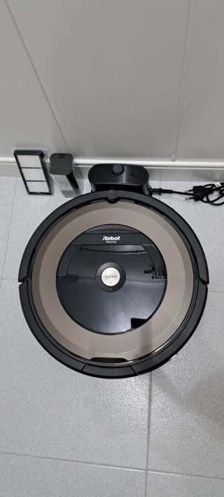 Robot Aspirador Roomba iRobot