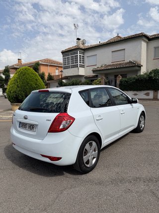 KIA Ceed 2010