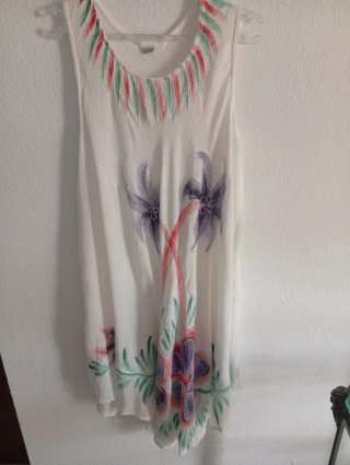 Vestido ibicenco blanco y morado sin estrenar