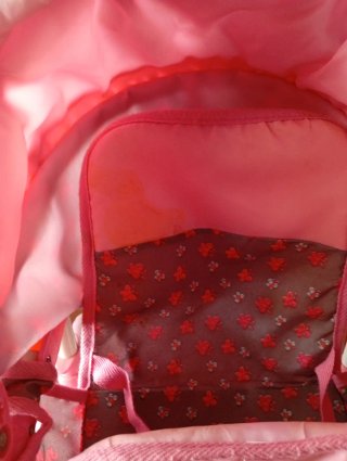 Carro gemelar de juguete rosa