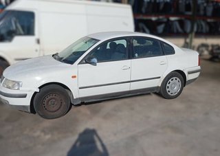 Paragolpes volkswagen passat berlina (3b2) 487170