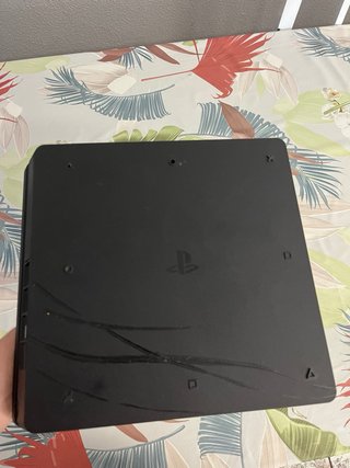 PlayStation 4 Slim 500 GB + cable de alimentació