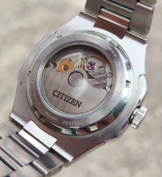 Citizen Serie 8 GMT