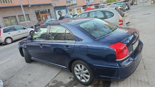 Toyota Avensis 2004