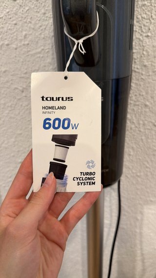 Aspiradora Taurus Homeland Infinity 600W