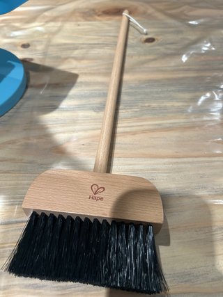 Juego de limpieza Hape, en madera