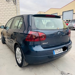 Volkswagen Golf 2005