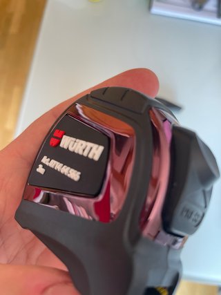 Martillo y cinta métrica Würth