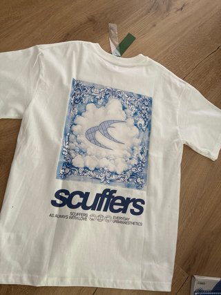 Camiseta Scuffers blanca