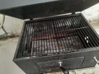 Barbacoa Negra Metal